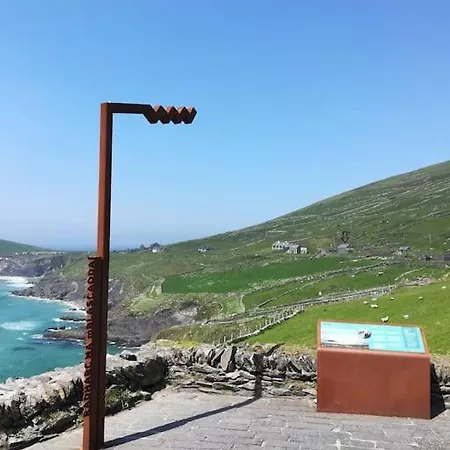 Coastal Cottage, On Wild Atlantic Way Dingle