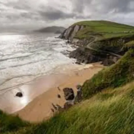Coastal Cottage, On Wild Atlantic Way * دينغل
