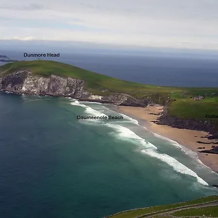 Coastal Cottage, On Wild Atlantic Way بيت للعطل دينغل